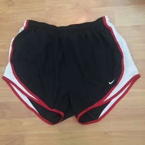 Nike tempo running shorts size medium